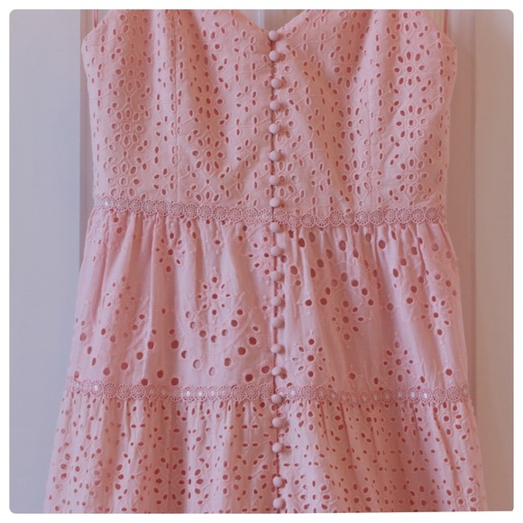 ALICE + OLIVIA Shanti Button-Front Tiered Midi Dress - Picture 11 of 15